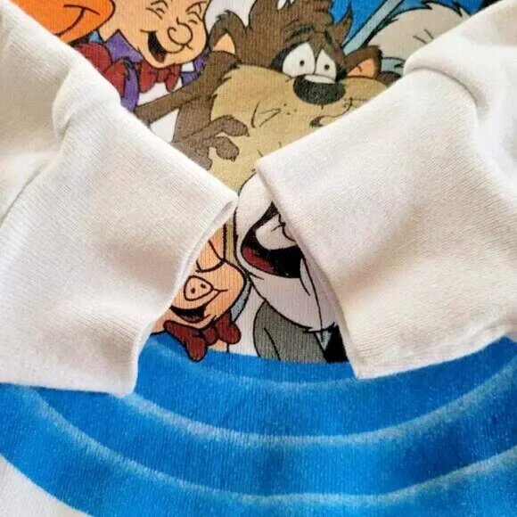 Vintage ACME Looney Tunes Sweatshirt with All The Gang!  Unisex Size Large - Picture 8 of 12